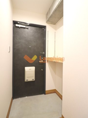 【玄関】 | アッパーヤード | ゆったりとした玄関です