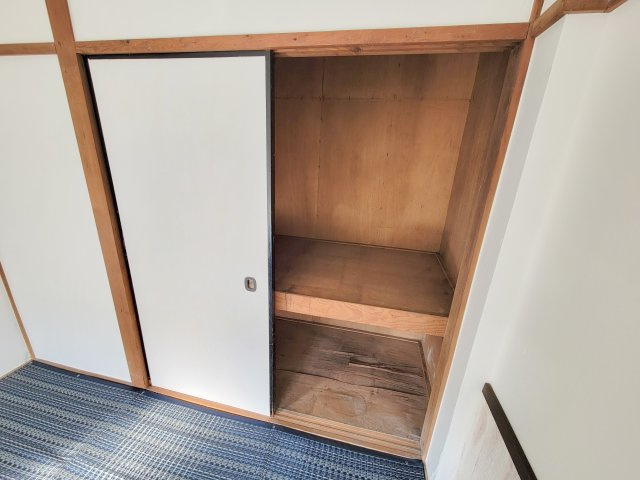 学園新田町テラスハウスの収納