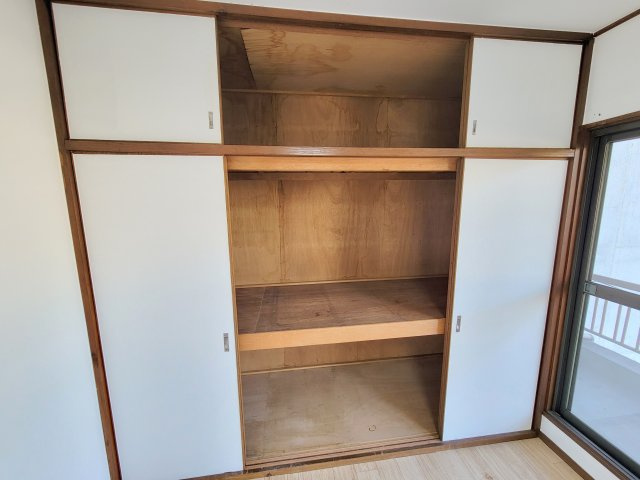 学園新田町テラスハウスの収納