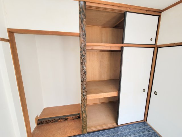 学園新田町テラスハウスの収納