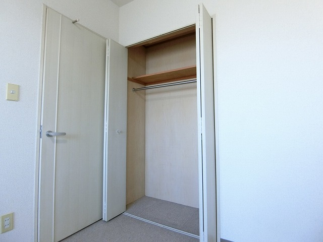 コスモ拝島の収納