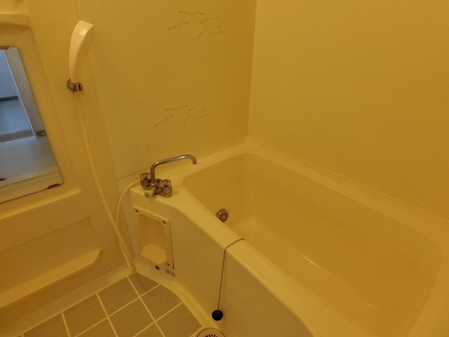 コスモ拝島の浴室