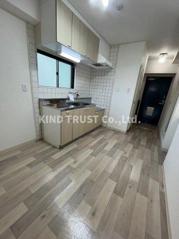 長谷川ロイヤルハイツのロビー|落ち着いたロビーです