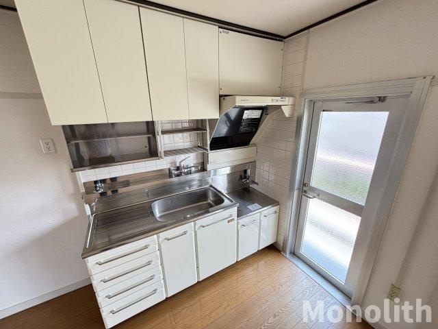 鶴山台21号棟のキッチン
