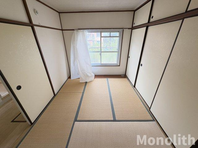 鶴山台21号棟の和室