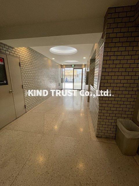 第一明和ビルのロビー|清潔なロビーです