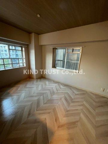 第一明和ビルの居間・リビング|ゆったり過ごせる居間です