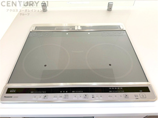 IHクッキングヒーターは高速で加熱し省エネで使いやすいく火を使わないため安全で、清掃も簡単です。調理制御がしやすく、食材を均等に加熱できます。