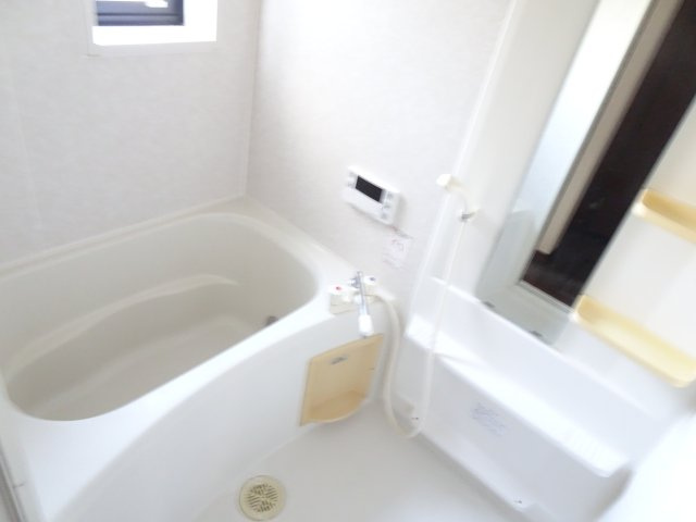 コンフォート貴美Aの浴室