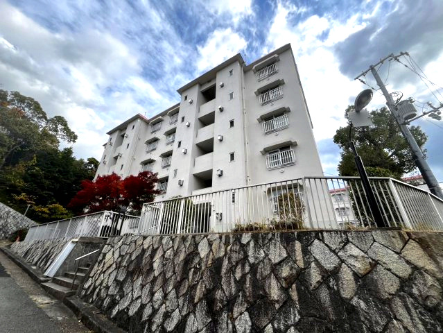海が望めます☆塩屋住宅6号棟☆の外観
