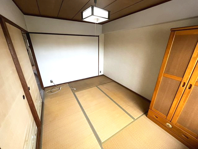 海が望めます☆塩屋住宅6号棟☆の和室