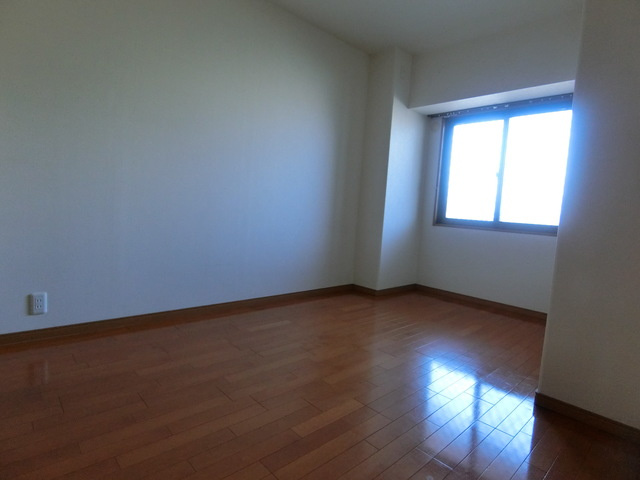 サントノーレ高須の洋室