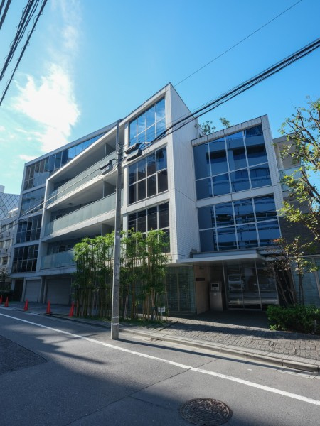 ブランズ六本木