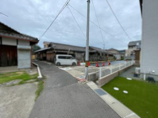 和歌山市榎原　土地の前面道路含む現地写真