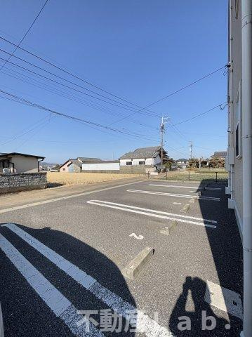 エクセルハウスの駐車場