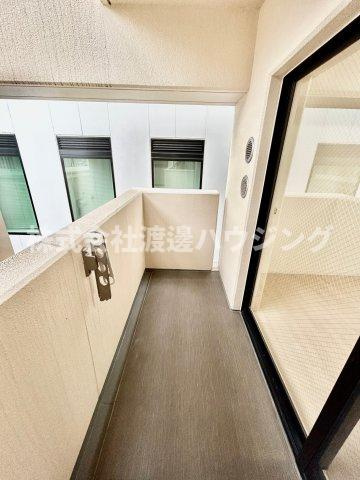 サンレムート江坂セカンドのバルコニー