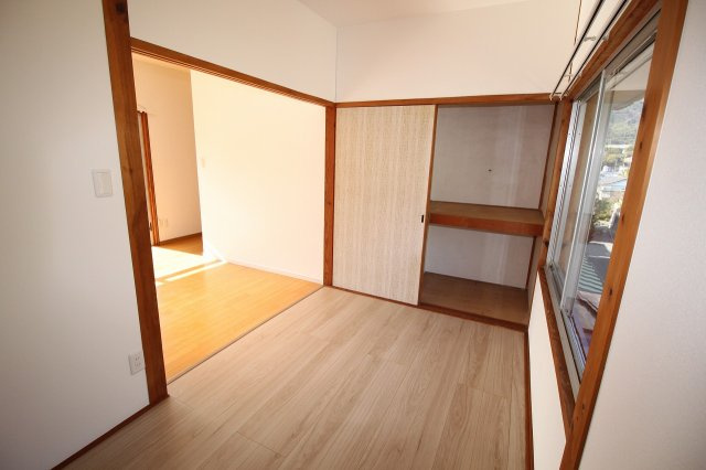 一宮東町　中古戸建　【リフォーム済】の洋室|2Ｆ　南西の部屋　