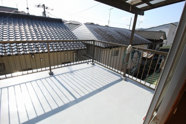 一宮東町　中古戸建　【リフォーム済】のバルコニー|2Ｆ　南西の部屋　