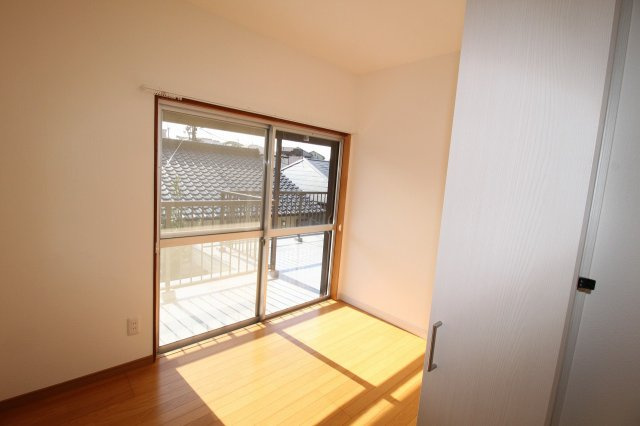 一宮東町　中古戸建　【リフォーム済】の洋室|2Ｆ　南東の部屋　