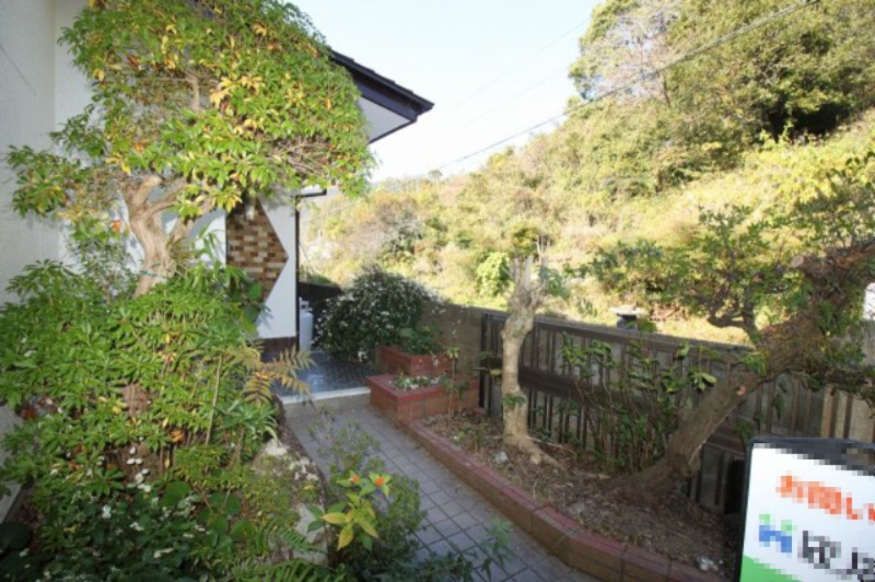 一宮東町　中古戸建　【リフォーム済】の玄関