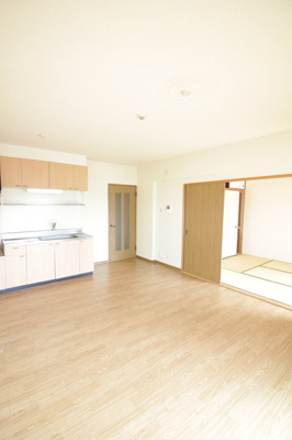 【居間・リビング】 | メゾンルミエール