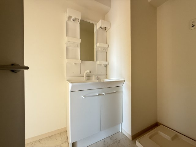 Gran Hillの独立洗面台