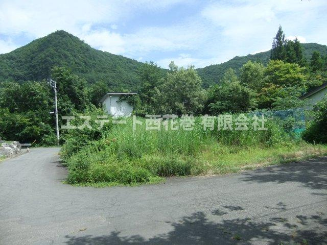 花巻市湯口字佐野　土地の前面道路含む現地写真