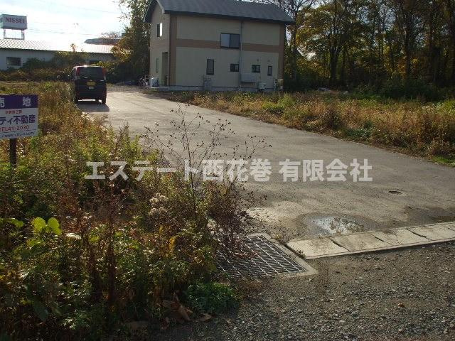 西宮野目第13地割　土地の前面道路含む現地写真