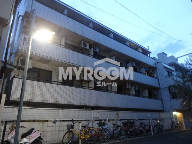 日興パレス新宿パートⅢ（日興パレス新宿ＰＡＲＴ３）の外観|外観
