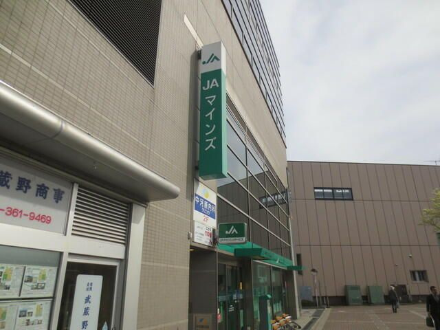 Ｏｃｔｅｔ　Ｂｅｅの周辺