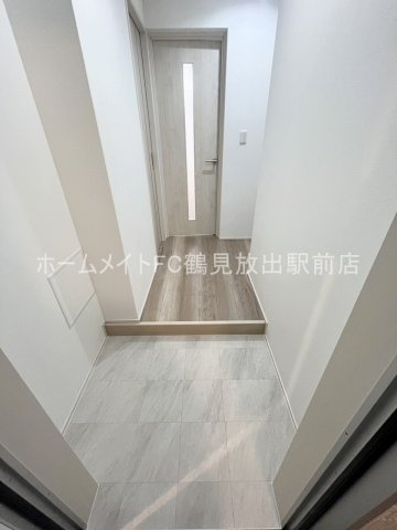 フジパレス城東東中浜Ⅱ番館の玄関