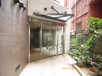 【エントランス】