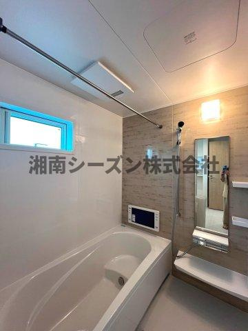 【浴室】 | １日の疲れを癒す１坪以上のバスユニット◎
浴室TVを搭載しました♪