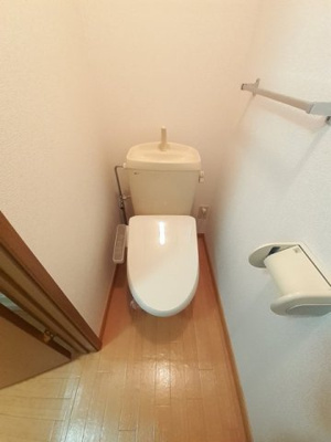 【トイレ】 | フローレンス御幸Ｂ | 清潔感のあるトイレです