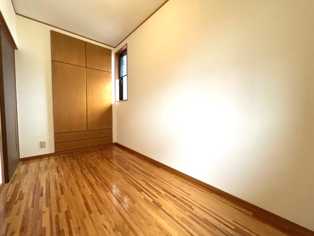 中古戸建　長野市大字北長池の洋室|納戸