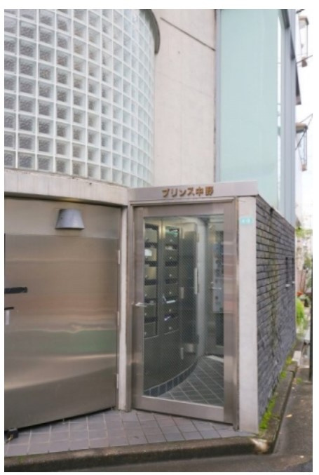 中野区新井２丁目の賃貸マンションのエントランス