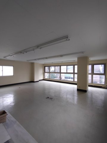 高原ビル　栄町　貸事務所の内装