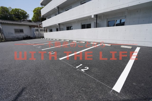 アッパーヤード【キャッシュバック対象物件】の駐車場|カースペースがあります