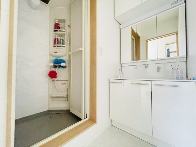 【浴室】 | 児玉郡上里町大字七本木　中古戸建 | 2階シャワールーム