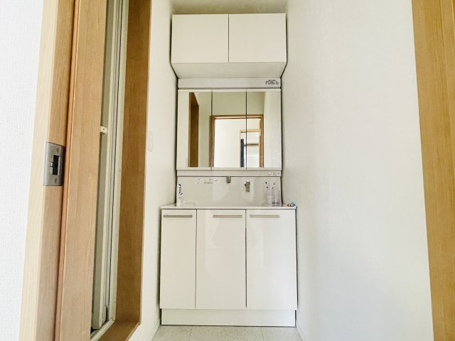 【独立洗面台】 | 児玉郡上里町大字七本木　中古戸建 | 2階洗面台