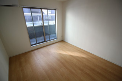 【居間・リビング】 | Ｓ　Ａｐｔ．新長田Ａ棟