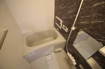 【浴室】 | Ｓ　Ａｐｔ．新長田Ａ棟