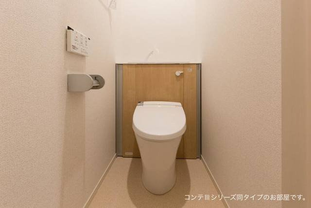 アルヴァのトイレ|落ち着いた色調のトイレです