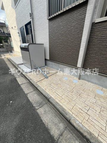 Tre Court東大阪の駐車場