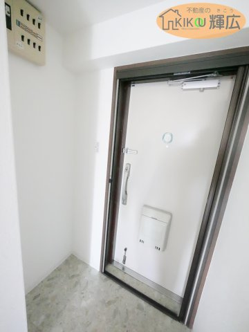 サンエクセル江井ヶ島　4階の玄関