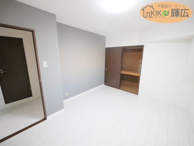 【洋室】 | サンエクセル江井ヶ島　4階