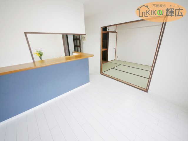 【居間・リビング】 | サンエクセル江井ヶ島　4階