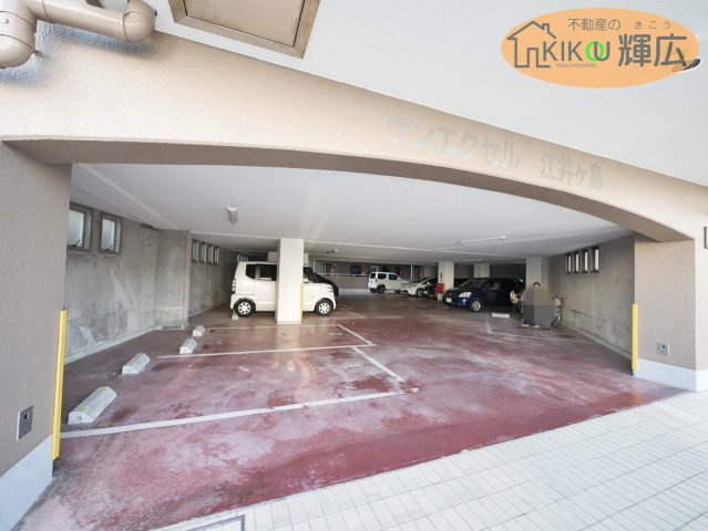 【駐車場】 | サンエクセル江井ヶ島　4階 | 駐車場スペース