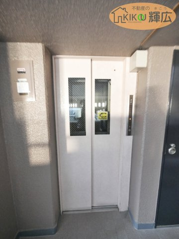 サンエクセル江井ヶ島　4階の設備|エレベータ