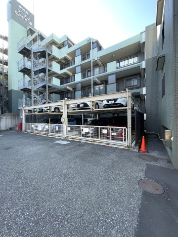 ダイアパレス松戸中央公園の駐車場|駐車場の用意があります